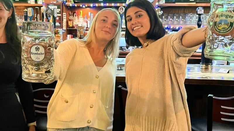 Bar photo 2